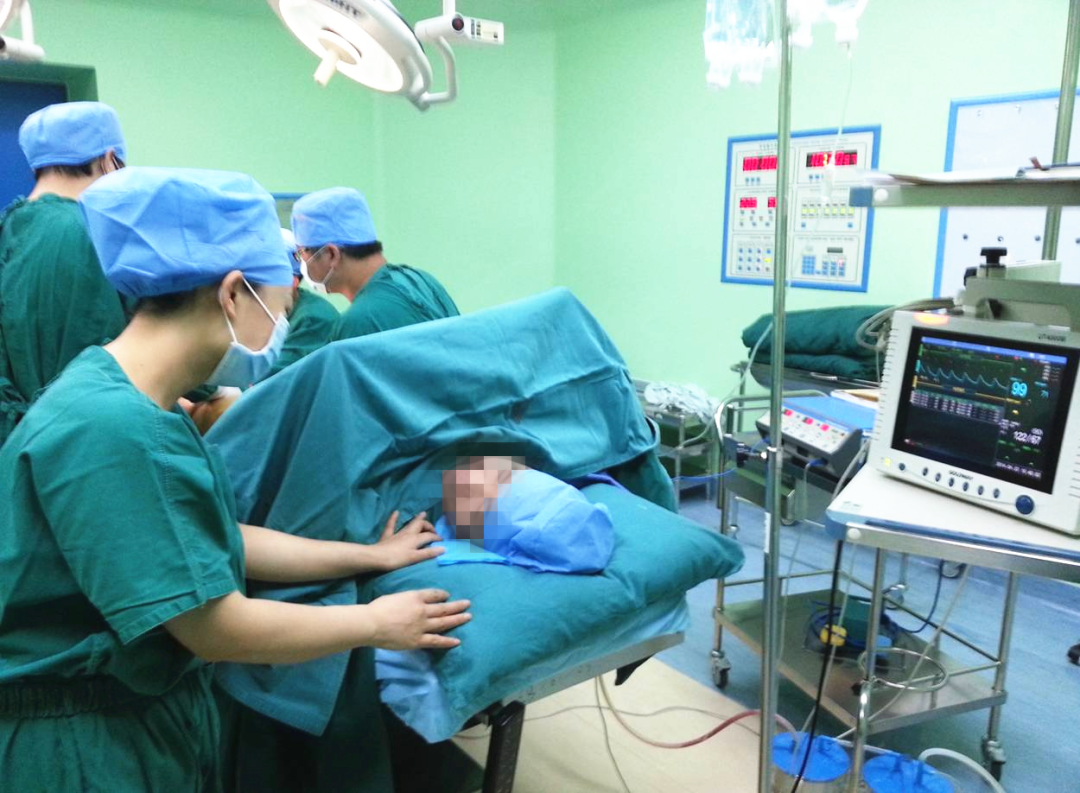 为什么手术要这么多剪刀【护理科普】手术室护士=递钳子剪刀？哪有这么简单！_https://www.jmylbn.com_新闻资讯_第7张