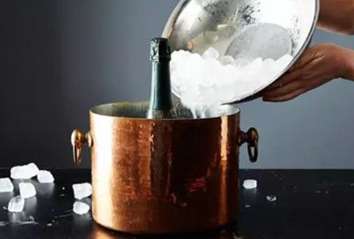 红酒不冰镇，怎么好意思说自己是行家？