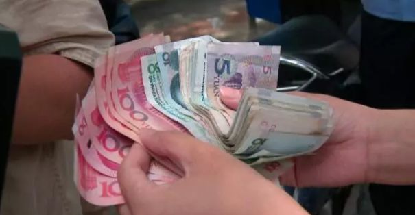 外国的比特币便宜中国的比特币贵为什么?_比特币怎么比特币钱包_云南罚没比特币