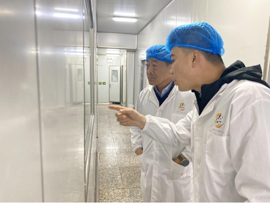 昌吉市市场监督管理局*莅临米品汇检查参观指导