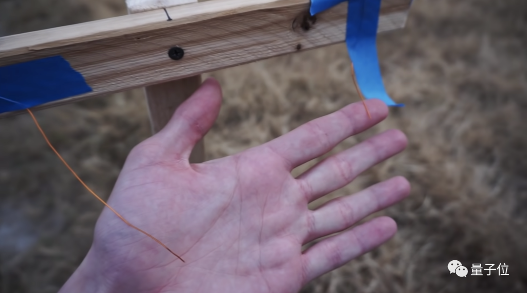 一个点亮小灯泡的电路引发大论战：99%的电工都答错了！的图18