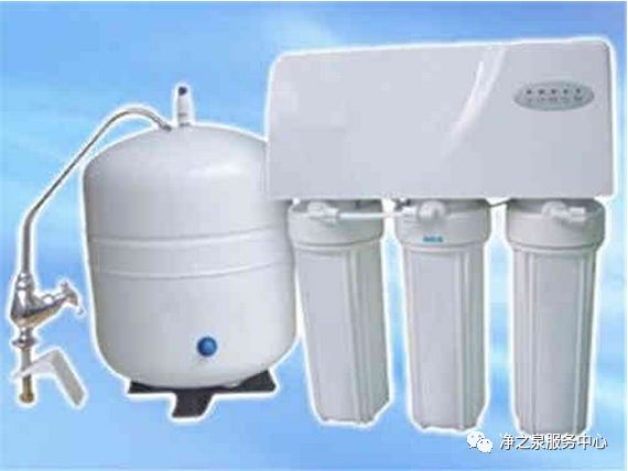 家用純水機(jī)有幾種？純水機(jī)和凈水機(jī)哪個(gè)好？看看這里，你就知道了。 凈之泉服務(wù)中心 