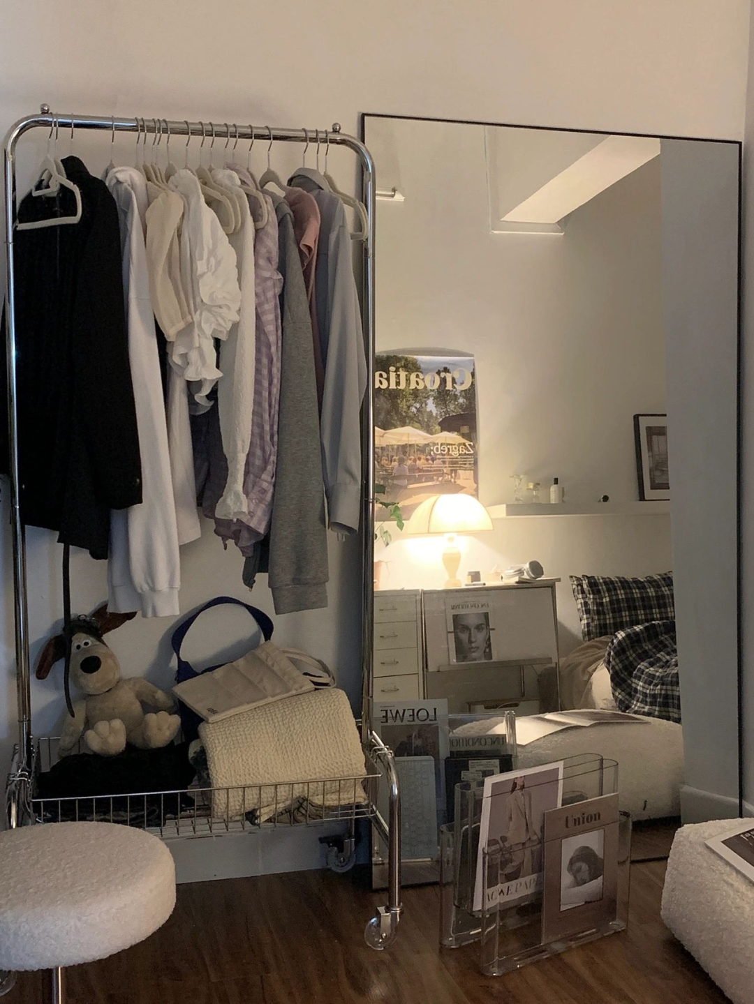 全身镜子放在家里什么位置最好_全身镜子放在房间什么位置好_家里全身镜子放哪里旺