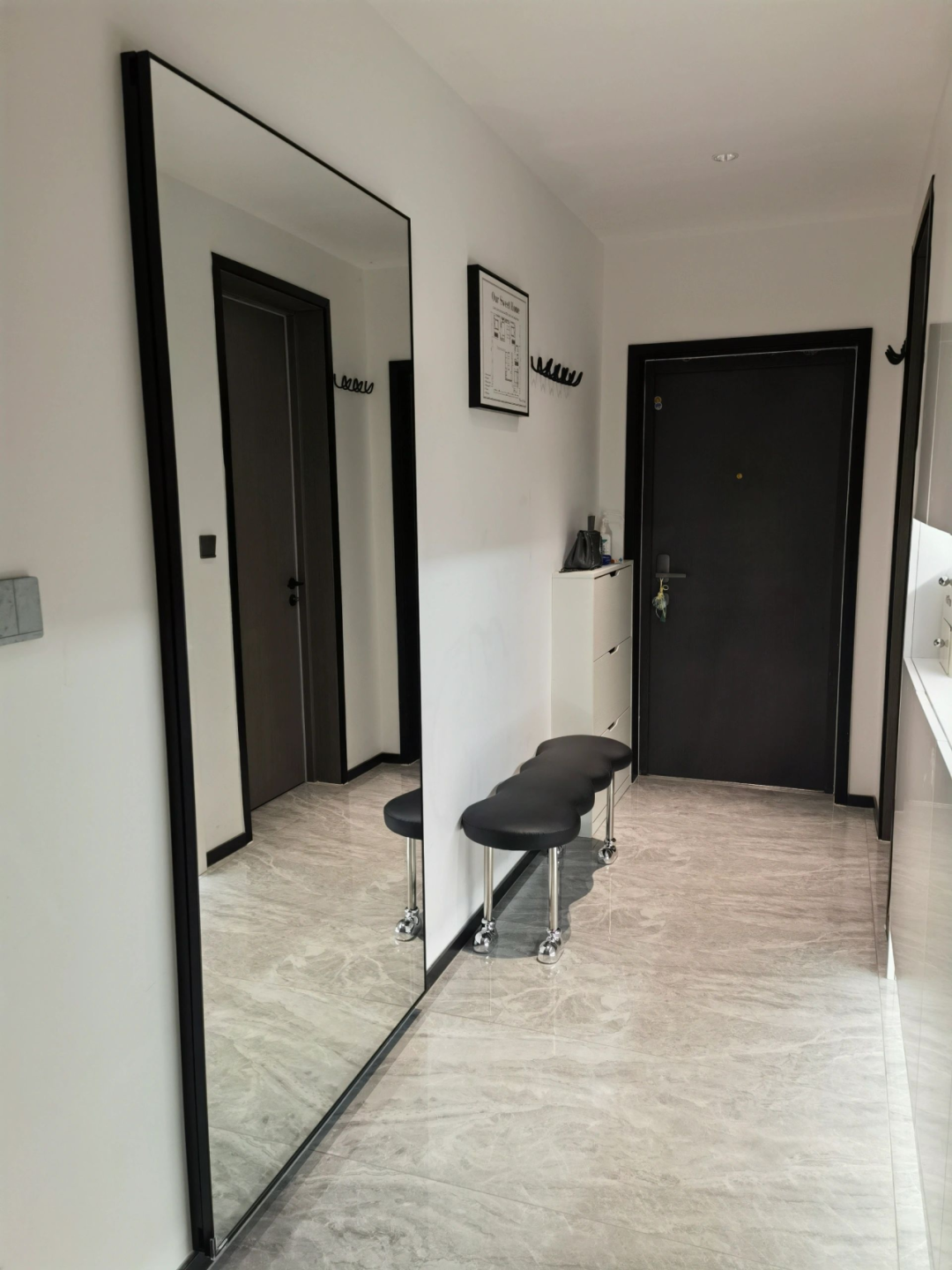 全身镜子放在家里什么位置最好_家里全身镜子放哪里旺_全身镜子放在房间什么位置好