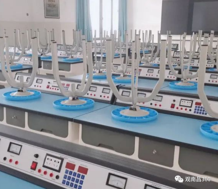 江西師大附中高中多少個(gè)班_江西師大附中高中部_江西師大附屬高中