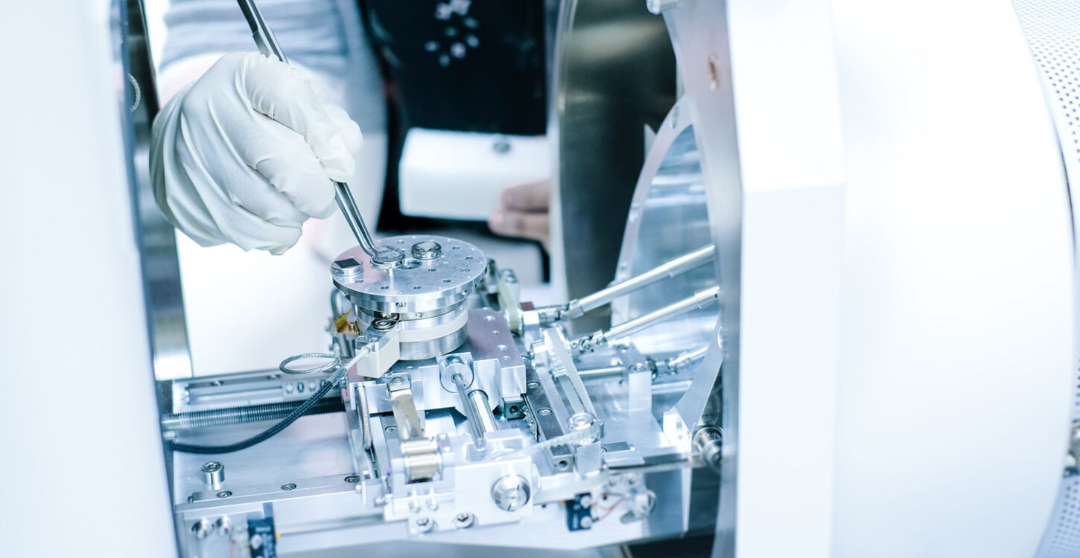 不看不知道，原來這么多精密分析儀器都在用英?？嫡婵沼?jì)！