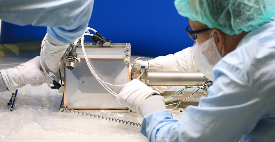 定了！英?？蒂|(zhì)譜儀即將助力NASA正式飛向月球！