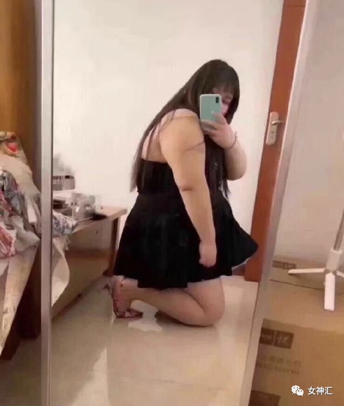 【爆笑】花5w和网恋女友见面，回家后立马把她拉黑了？网友无语：这人P瘦了120斤吧？（组图） - 2