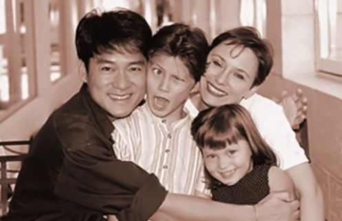 周华健混血儿子好帅！儿女才貌双全，可以说是非常让人羡慕了 - 14