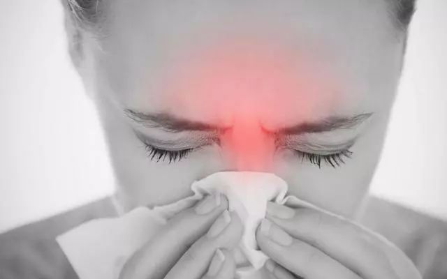 鼻窦炎，一整天感觉脑袋胀胀的,像个充气球，你是不是很难受？