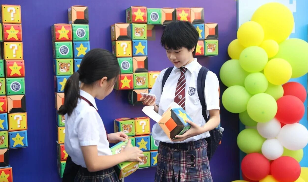 上海182万中小学生今天开学