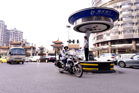 人民公安從這里走來(lái) | “三尺崗?fù)ぁ眻?jiān)守初心 咽喉要道薪火傳承