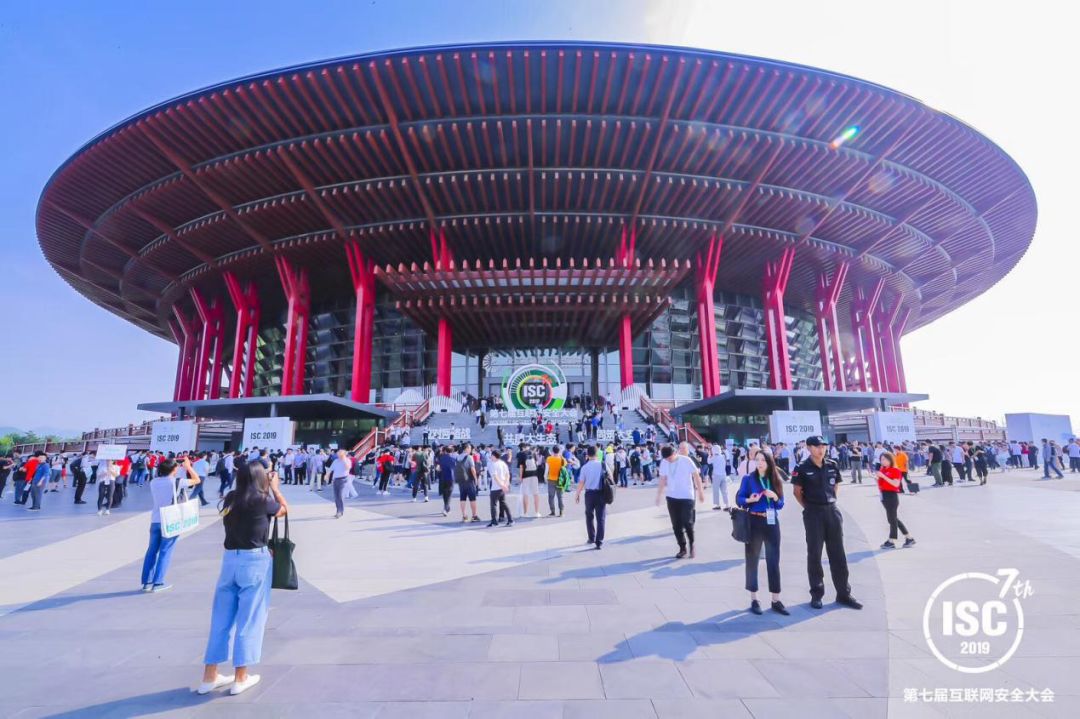 



周鸿祎：他不是一个人在战斗
