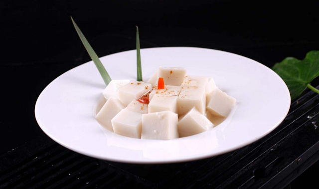 冬季养生食谱《杏仁豆腐》