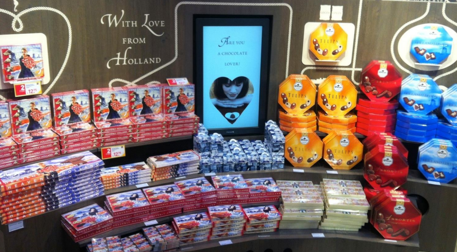 比效率更重要的，是服务思维