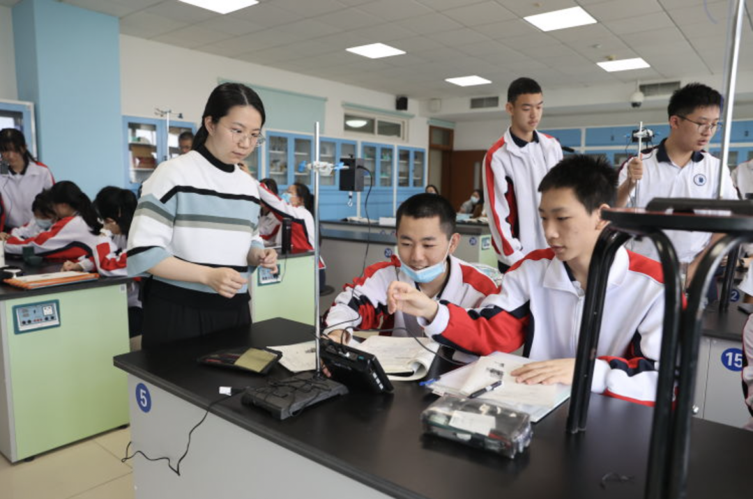 北京市第一七一中学智慧教育校本化行动研究展示活动