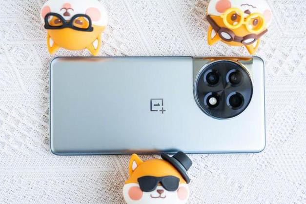 2000-3000元区间最值得购买的4款手机，好评率高，旗舰配置还有大内存