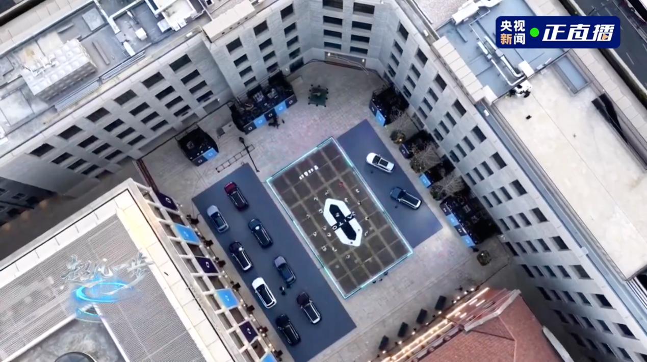 张兴海央视开讲 谈鸿蒙智行与问界未来