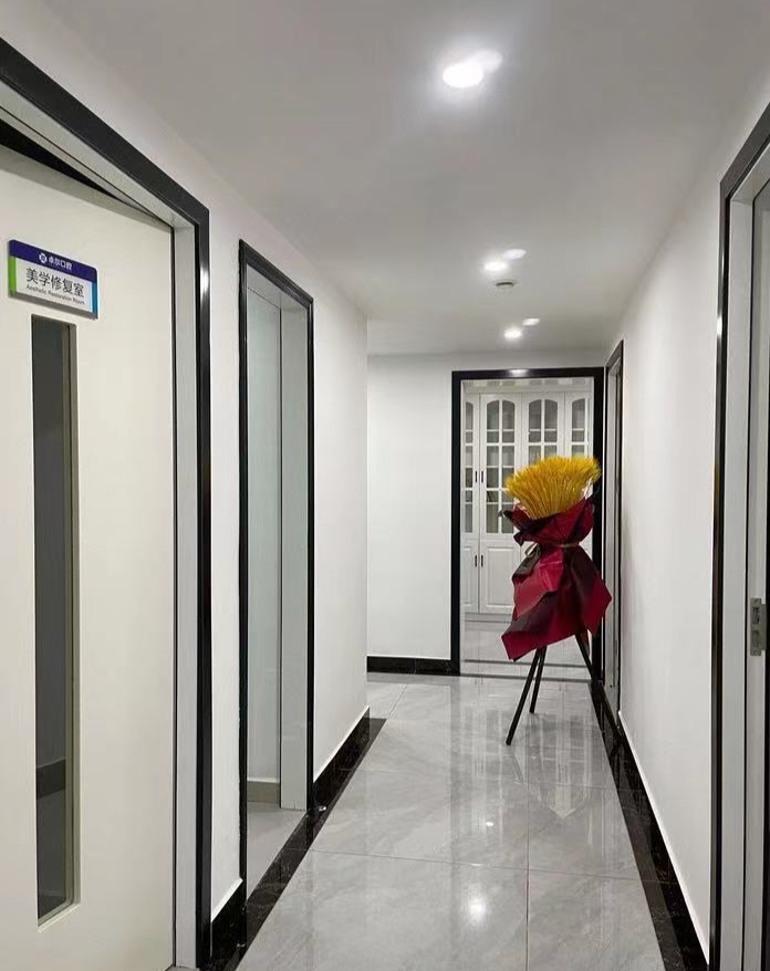 洗牙时口镜怎么放【银盆岭街道六沟垅2号口】28元抢门市价680元【卓尔口腔】成人／儿童二选一洁牙套餐，_https://www.jmylbn.com_新闻资讯_第8张