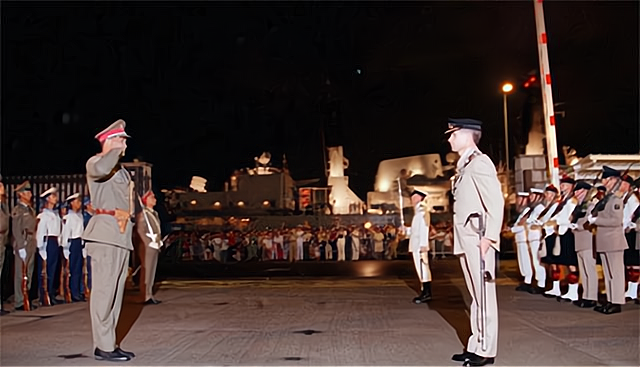 香港回归仪式上 喊英军下岗的我国军人 如今生活得怎么样了 热点讯息网