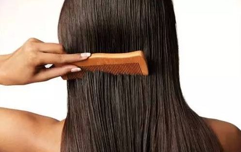 头皮屑多的原因竟然有这么多？