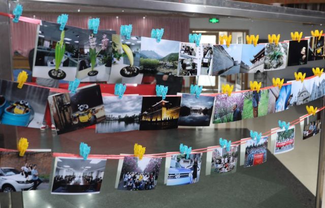 让摄影记录工作，用镜头聚焦发展