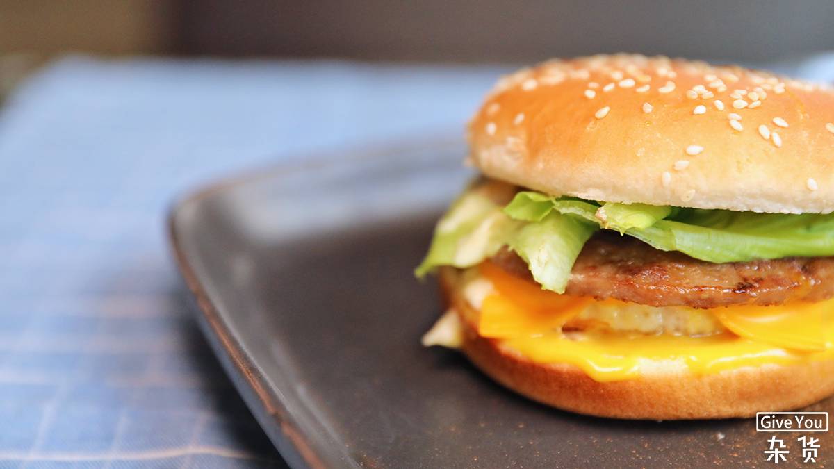 茶山特辑 |传统古村和现代工业,雪花冰和牛肉汉堡的冷热交融