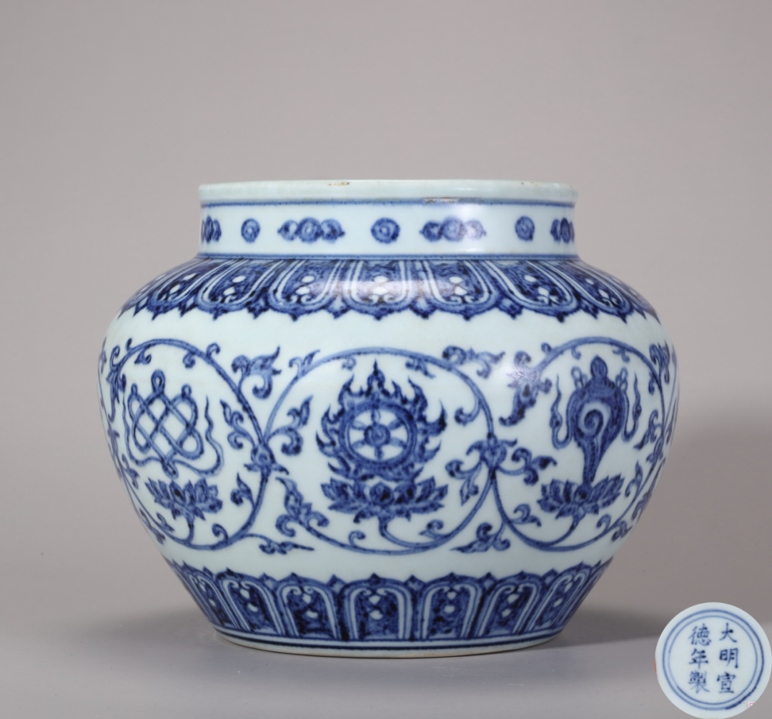 古美術 吉戸 - 安南染付花文瓢形壷 | 古美術品専門サイト fufufufu.com