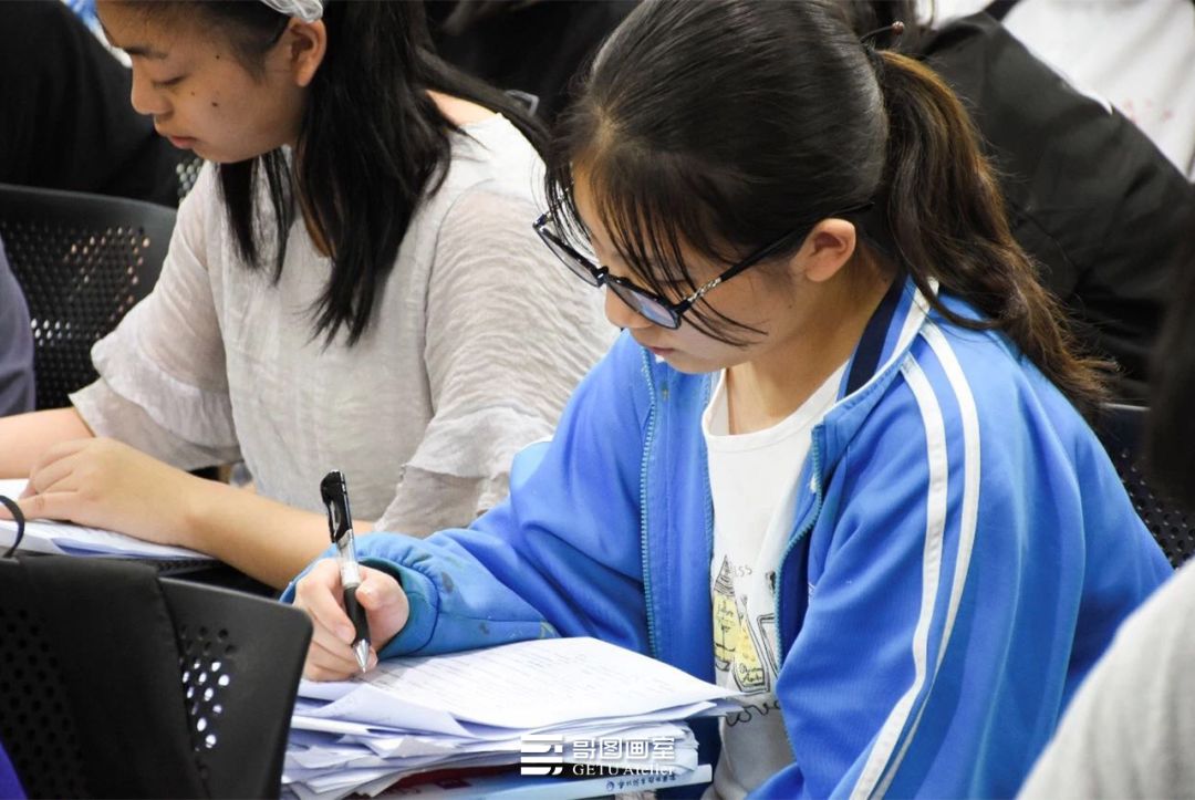 2019届哥图画室?？颊猩蛘?——画室排名