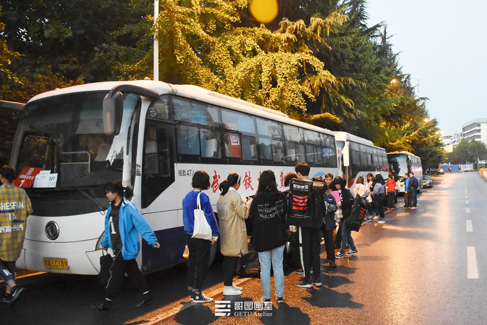 2019届哥图画室?？颊猩蛘?——画室排名