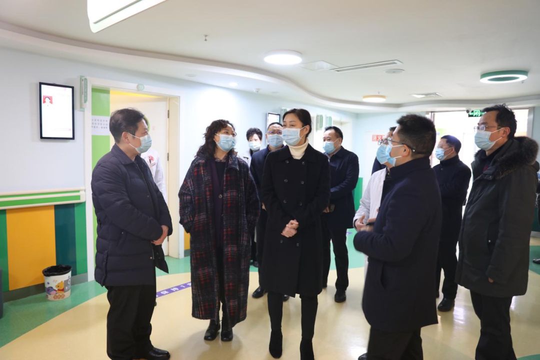 市委常委宣传部长袁敏深入市妇幼保健院督导安全生产疫情防控等工作