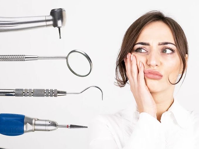 “医生，我也不知道是哪颗牙疼！”