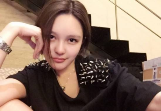 最精彩的瓜中瓜！阿娇老公背后的大Boss竟是周扬青（组图） - 4