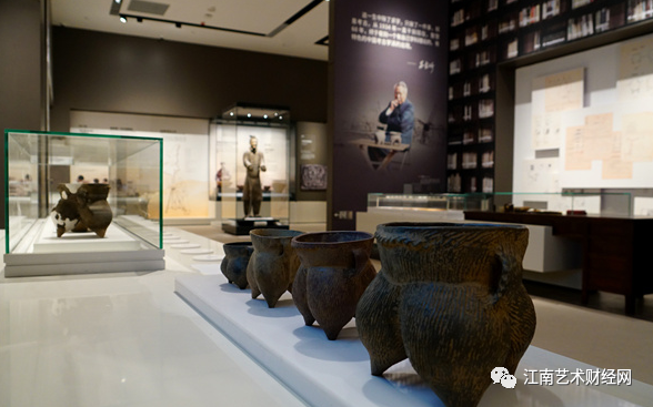 艺术品该往哪个方向变现?八大发展趋势告诉你!(图3) 艺术品该往哪个方向变现?八大发展趋势告诉你!(图3)