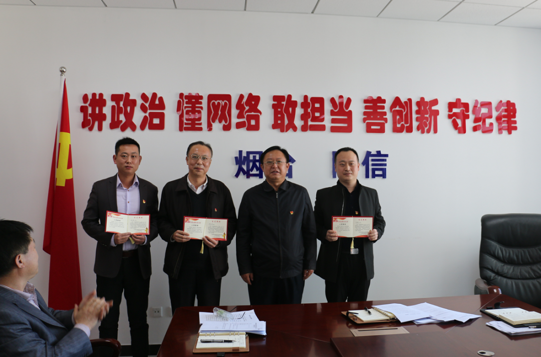 国产14younv交在线观看，国产十四岁少女交在线观看事件引发社会广泛质疑，家长呼吁加强网络监管力度，专家分析未成年人保护漏洞，警方介入调查相关违法线索。