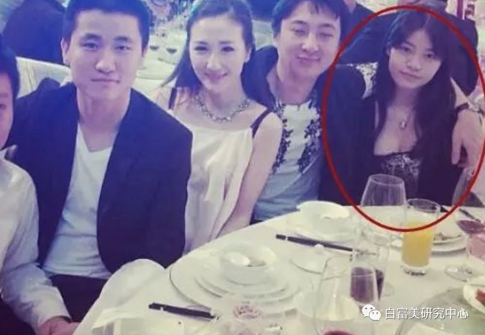 1月300万零花钱的白富美 “翻车”后人人喊打（组图） - 60