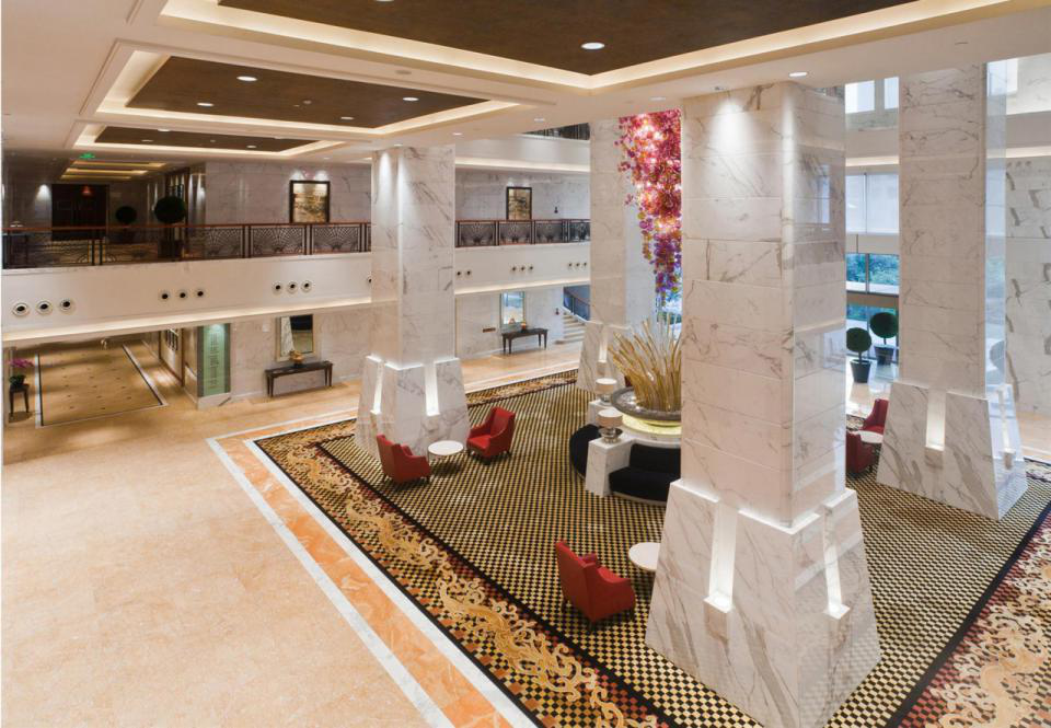 Calacatta Marble Columns