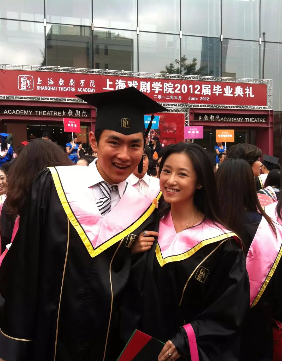 被拍约会疑似恋爱,王彦霖:刻在我心里的名字-微信头条网 被拍约会疑似恋爱,王彦霖:刻在我心里的名字