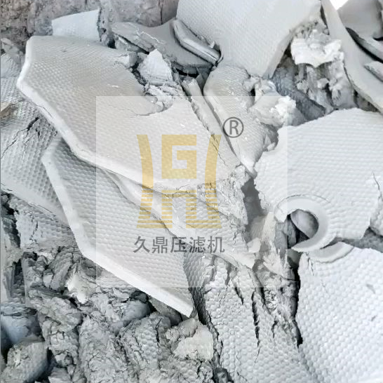 墙裂推荐（砂处理设备工艺流程）机制砂污水污泥的处理方法，(图21)