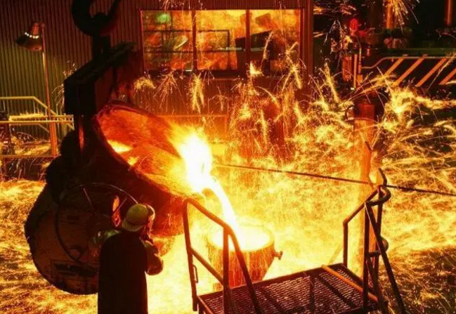 铸造生产求安全，混砂、造型、熔炼、清理各工部铸造工人应该怎么做？的图2