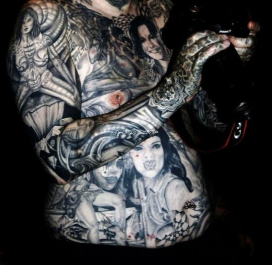 世界上穿环最多的男人 丁丁上就穿了278个环 柠檬资讯