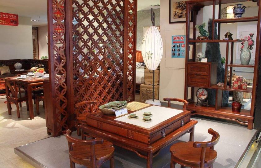 红木鉴赏︱风水与布设：招财纳气，开门"三见&quo