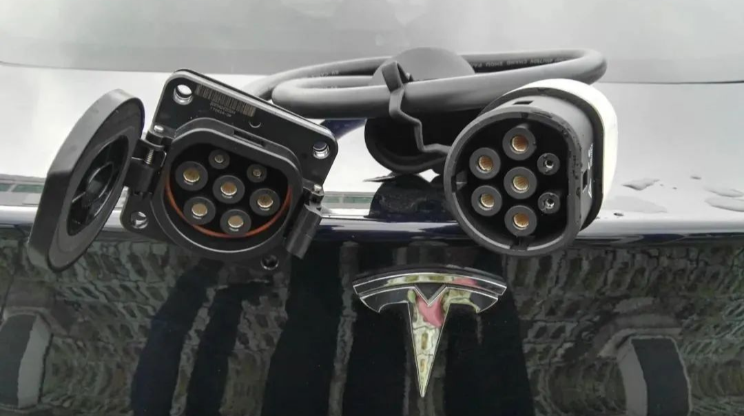 世界主要电动汽车充电连接器标准详解的图1