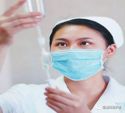 什么是重力输液器【护理知识科普】静脉输液治疗，你不可不知的输液器选择！_https://www.jmylbn.com_新闻资讯_第2张