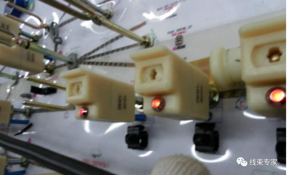 【干货】汽车线束流水线装配工艺解析的图5