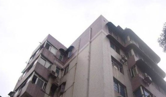 天河北二手房出售，两房，一梯两户，南北向，价格低