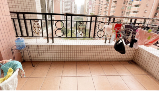 天河北总价800三房|  世纪华都，102平三房，无占学位、无贷款、诚心出售