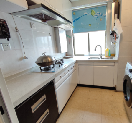 天河北总价550两房| 金鼎大厦，90平两房，过五年*、无占学位、无贷款