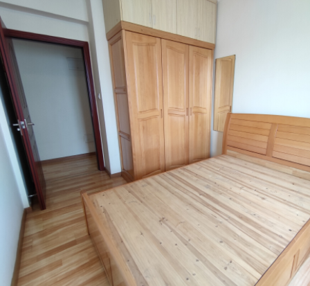 天河北总价550两房| 金鼎大厦，90平两房，过五年*、无占学位、无贷款