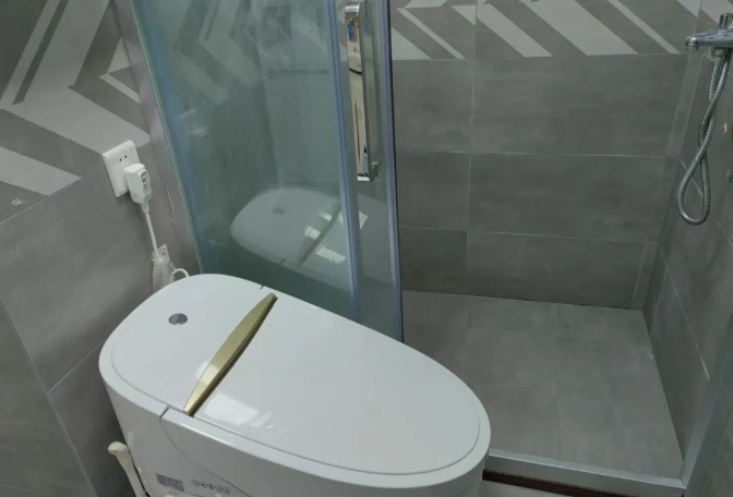 天河北总价668万 | 中怡城市花园，69平，满五*、学位不占用、看房方便！